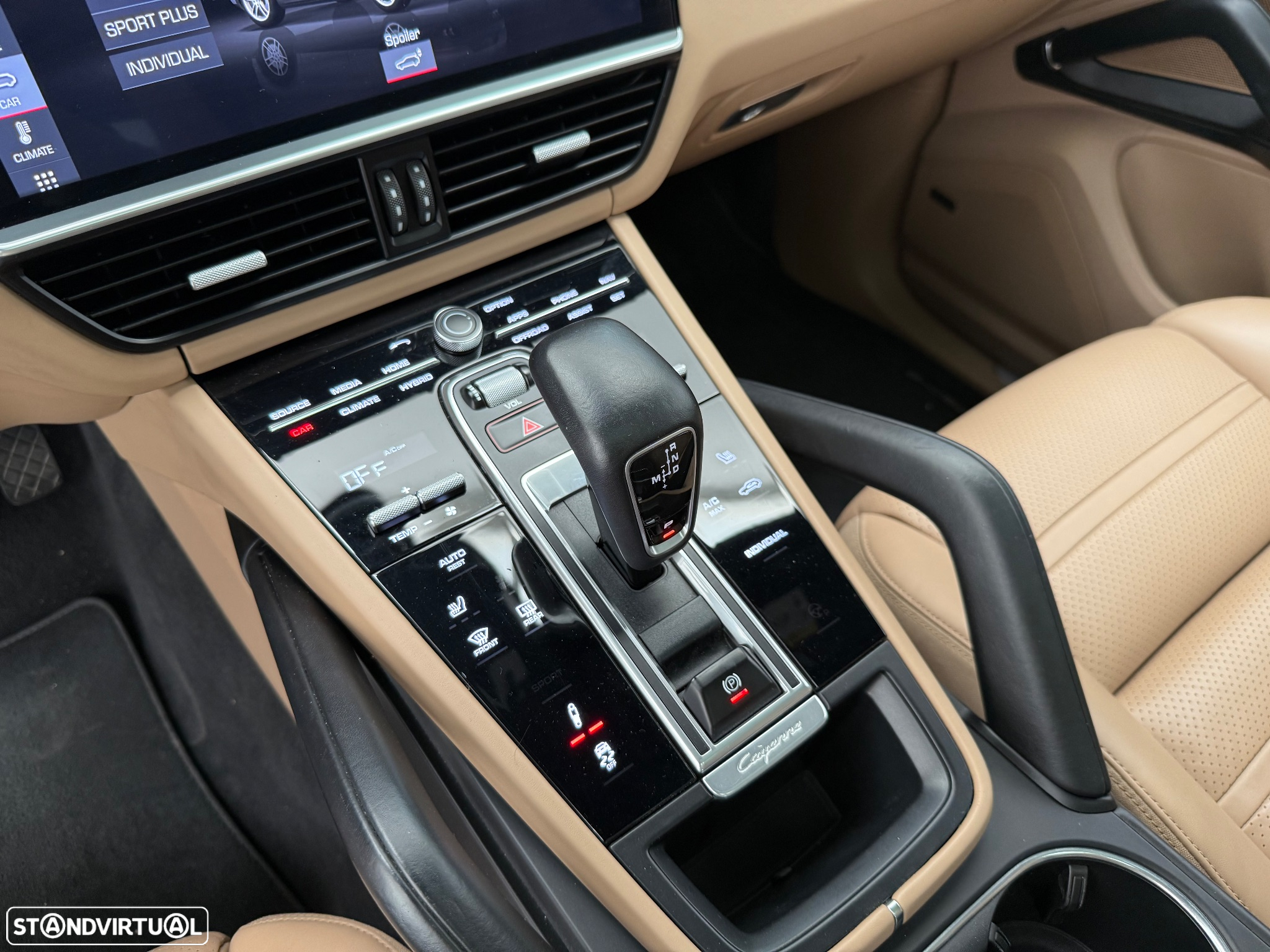 Porsche Cayenne Coupé E-Hybrid - 19