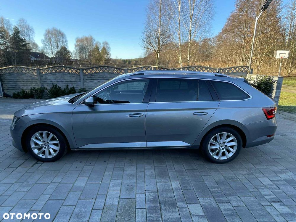 Skoda Superb 1.6 TDI Ambition - 2