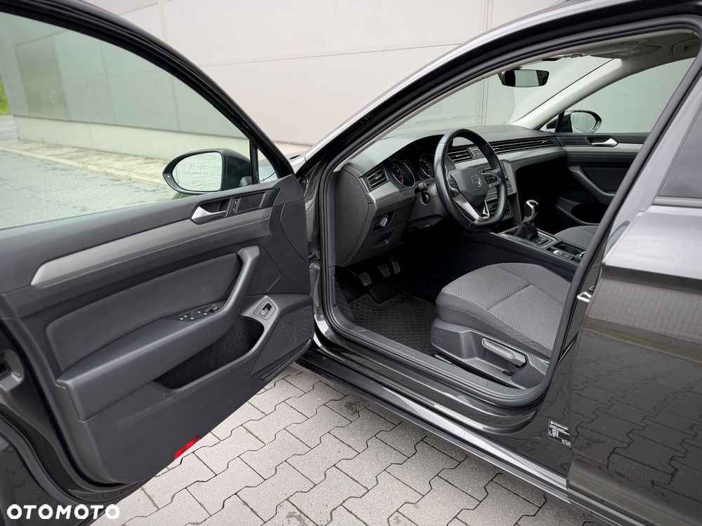 Volkswagen Passat 1.5 TSI EVO Business - 38