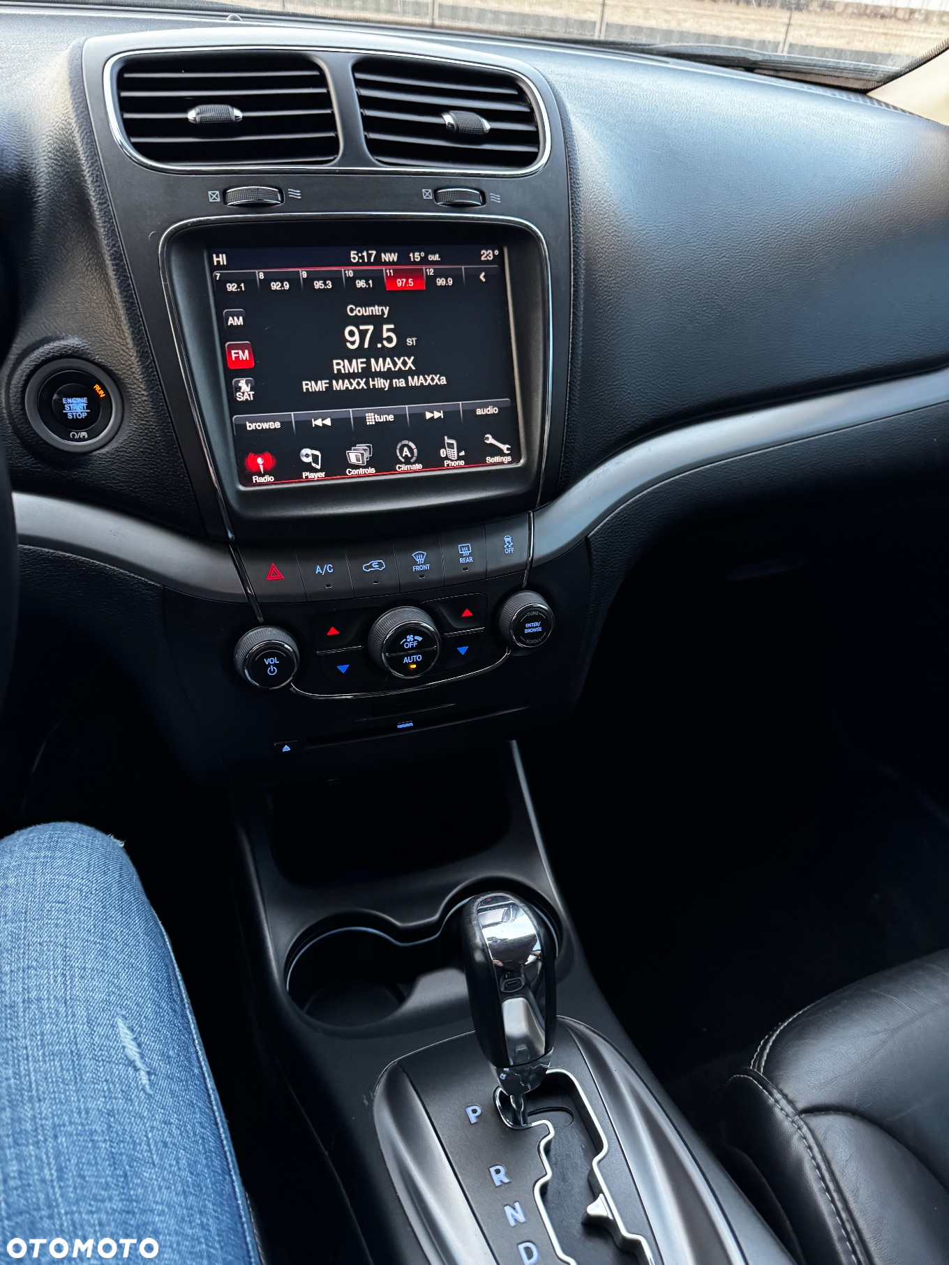 Dodge Journey - 12