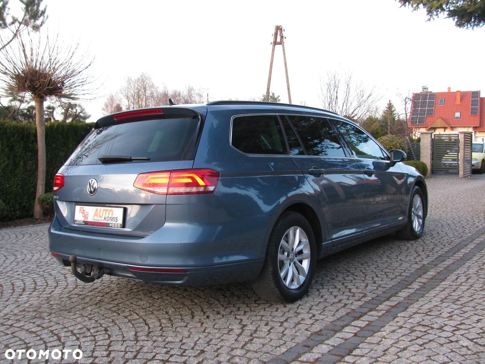 Volkswagen Passat 2.0 TDI SCR DSG Comfortline - 38