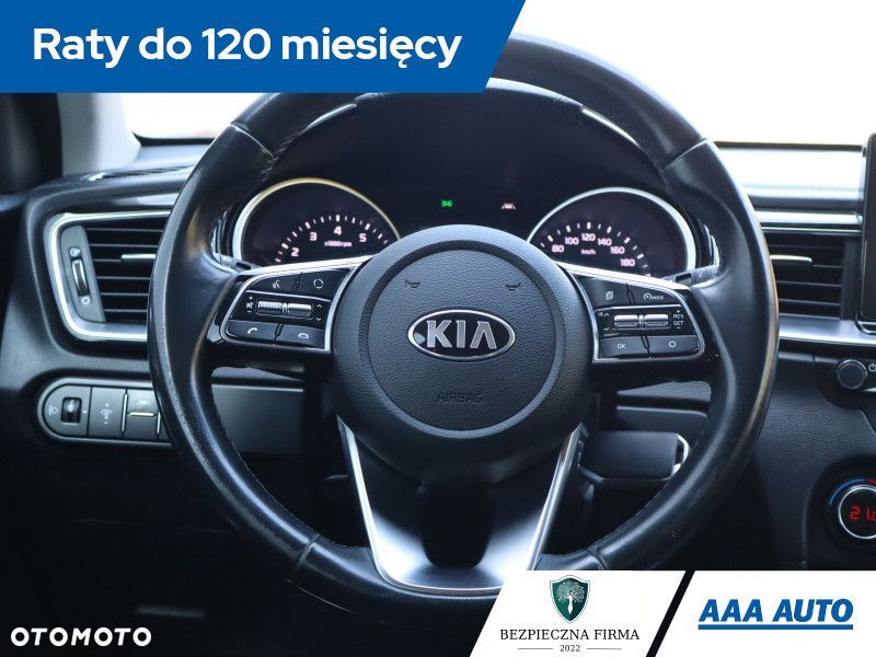 Kia Ceed - 16