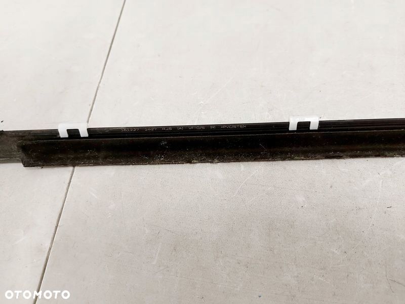 HYUNDAI I40 SEDAN LISTWA ZGARNIAJĄCA PRAWY TYŁ PRAWA TYLNA - 6