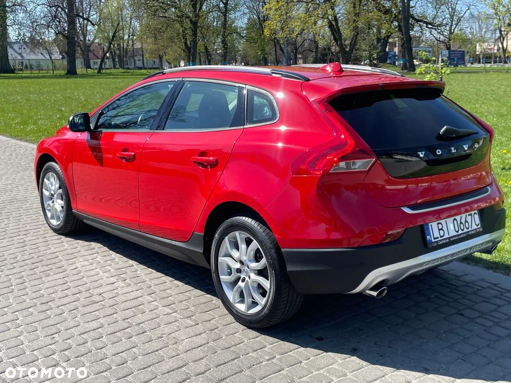 Volvo V40 Cross Country D3 Momentum - 3