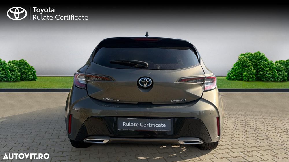 Toyota Corolla - 4