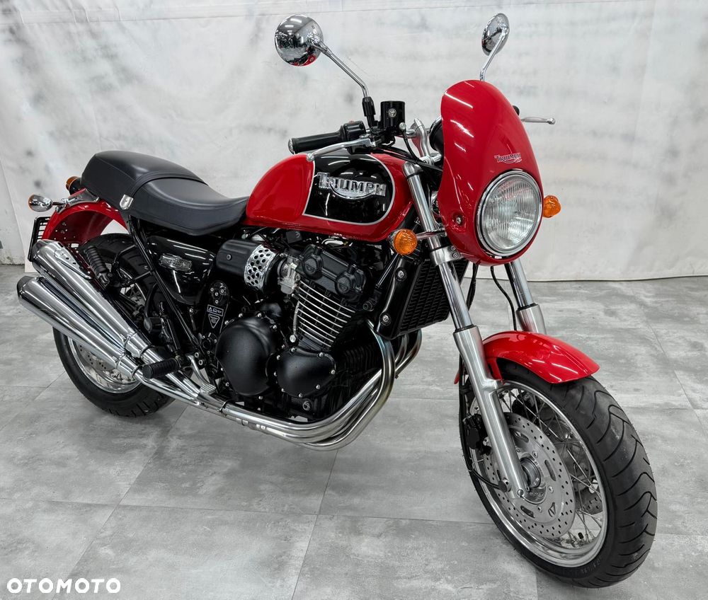 Triumph Thunderbird - 17