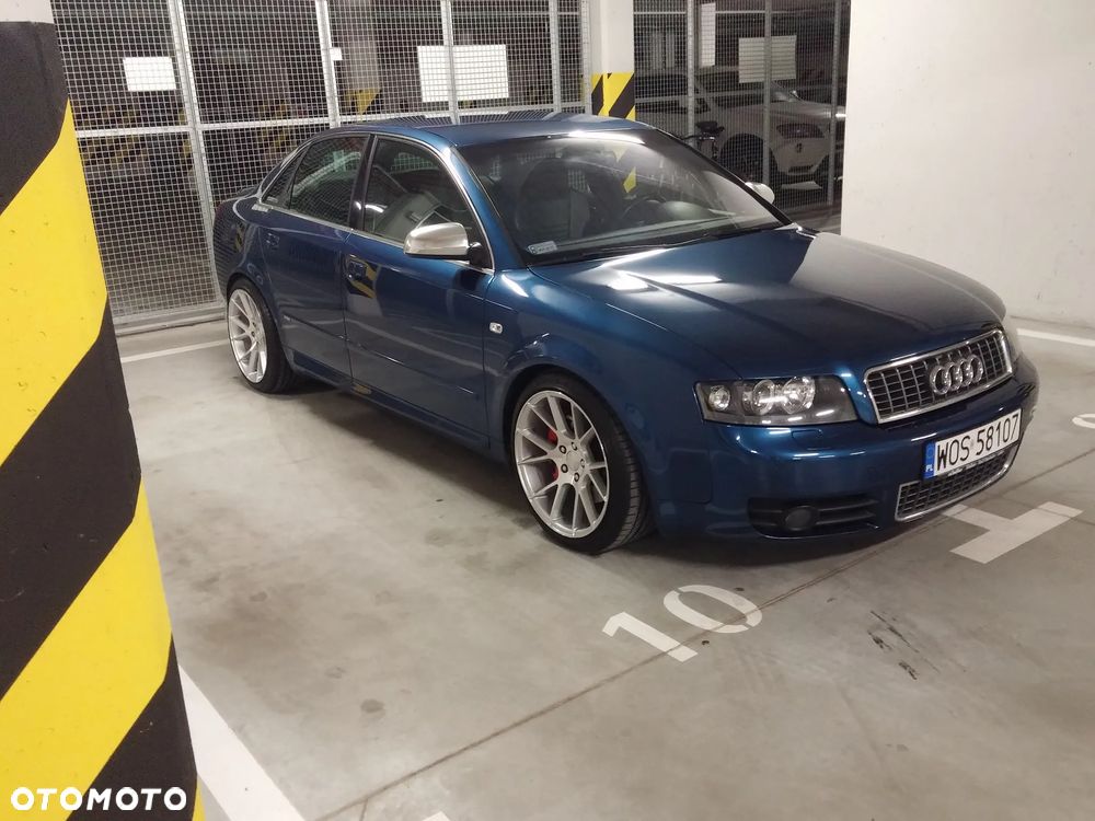 Audi A4 Limousine - 18