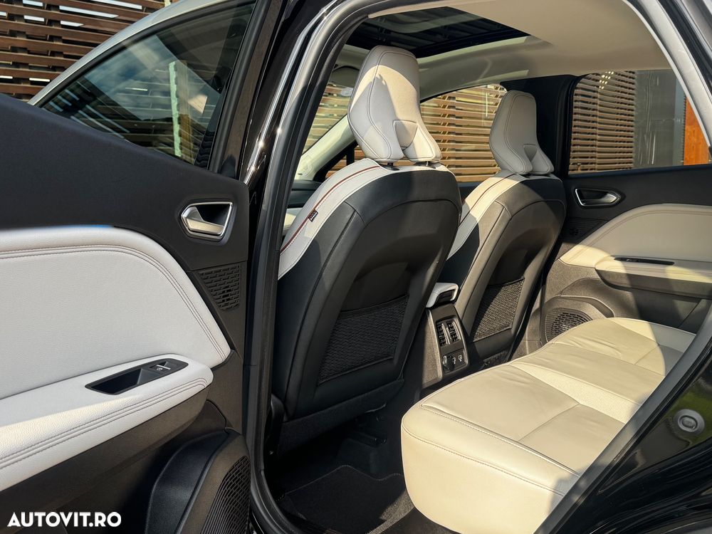 Renault Captur PHEV 160 Engineered - 26