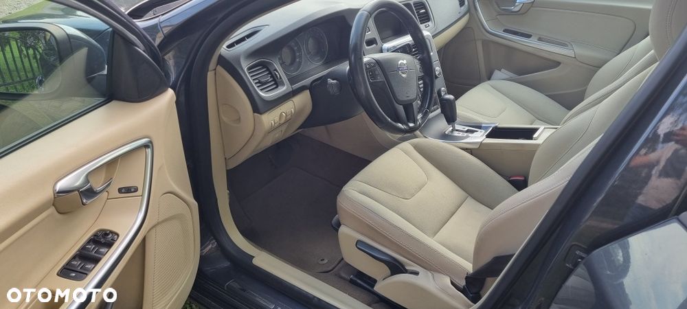 Volvo S60 - 6