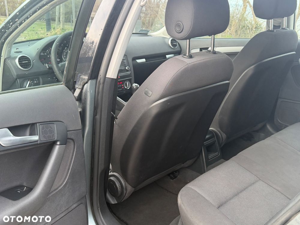 Audi A3 Sportback 1.8 TFSI Ambition - 14