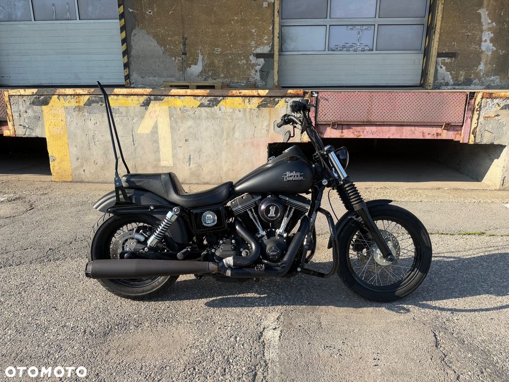 Harley-Davidson Dyna Street Bob - 5