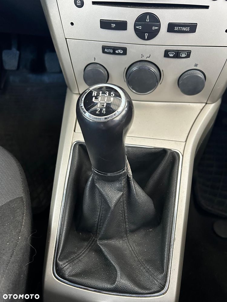Opel Astra 1.8 Sport - 7