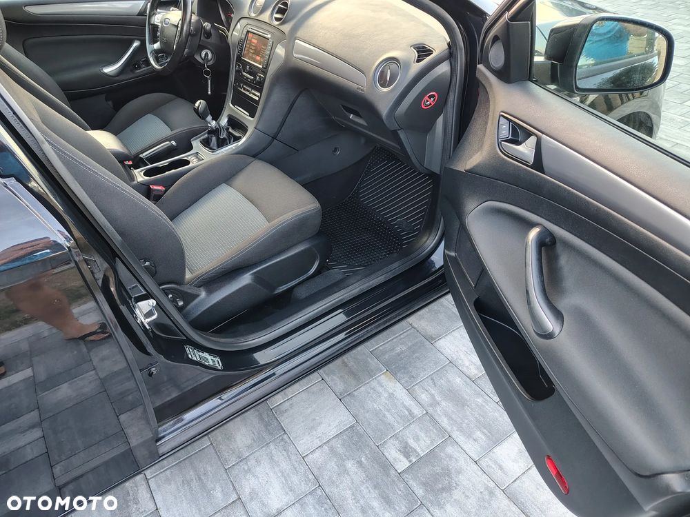 Ford Mondeo 2.0 TDCi Business Edition - 16