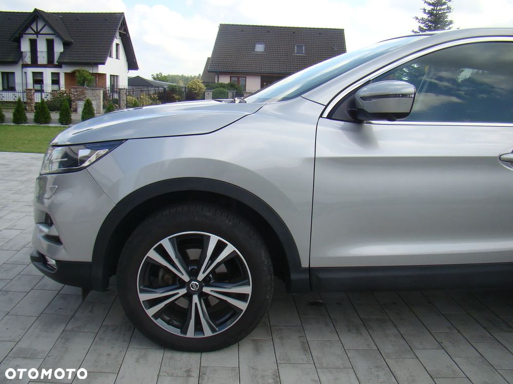Nissan Qashqai 1.2 DIG-T N-Connecta EU6 - 6