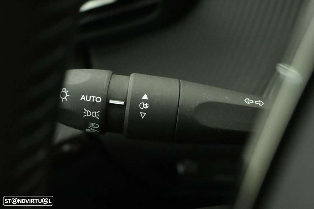 Peugeot e-208 50 kWh Active - 18