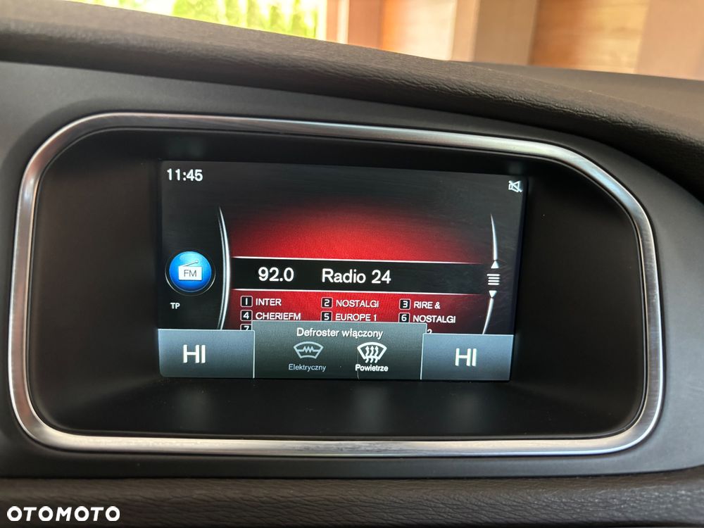 Volvo V40 T3 Summum - 17