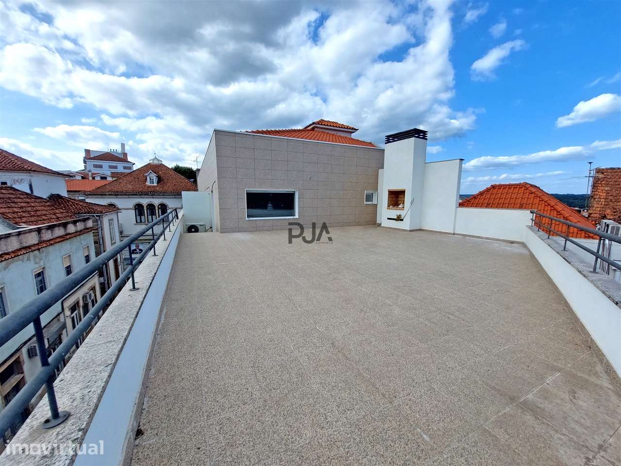 Apartamento T1 com Terraço em Tondela - Grande imagem: 5/10
