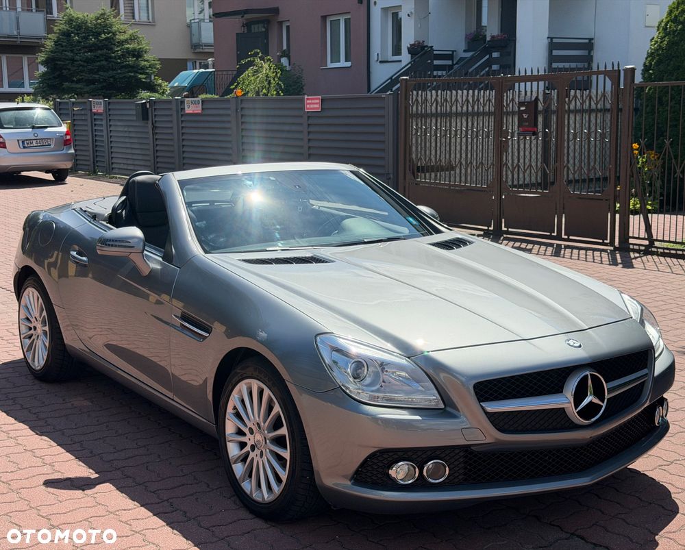 Mercedes-Benz SLK 200 (BlueEFFICIENCY) 7G-TRONIC - 1