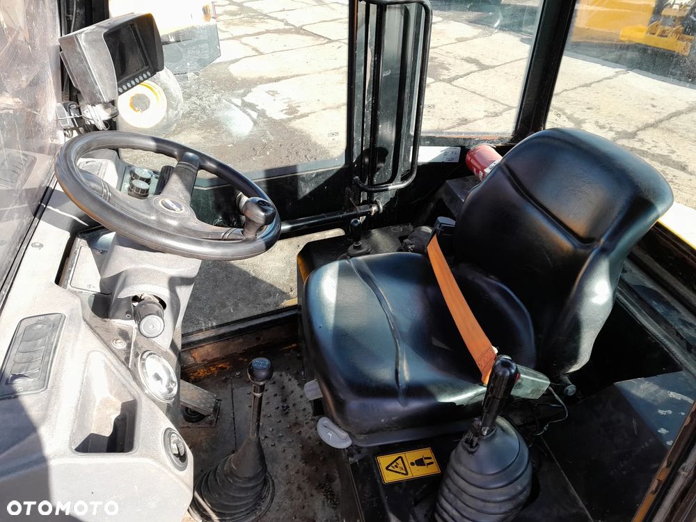 JCB 9 TON - 16