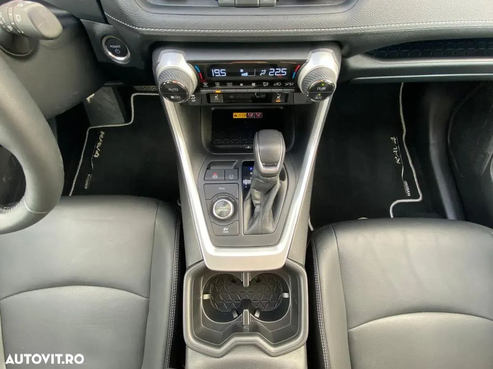 Toyota RAV4 2.5 Hybrid VVT-iE 4x4 Luxury - 14