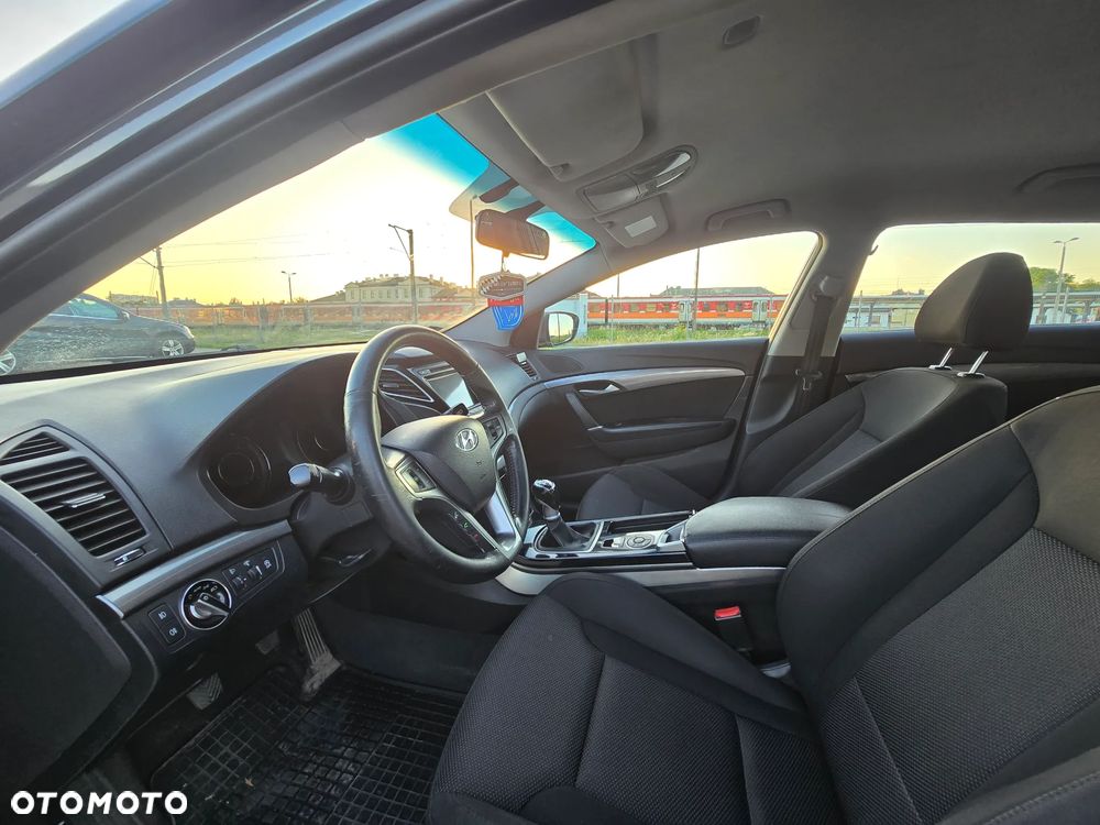 Hyundai i40 1.7 CRDi Comfort - 17