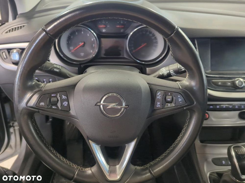 Opel Astra 1.2 T Business Elegance S&S - 26