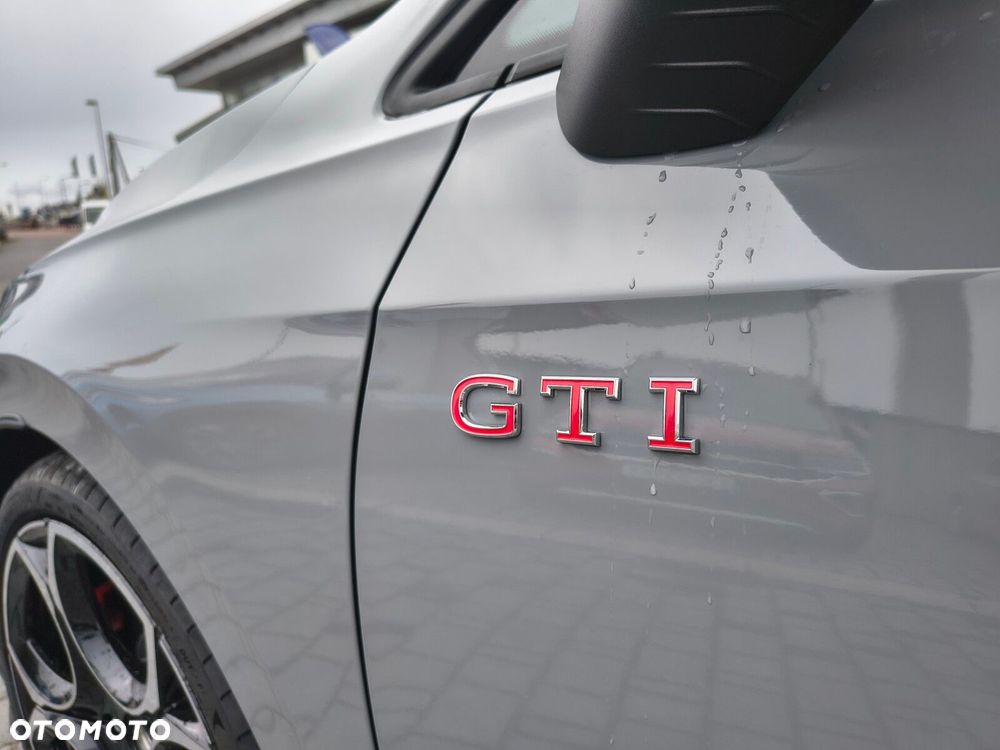 Volkswagen Golf 2.0 TSI GTI DSG - 17