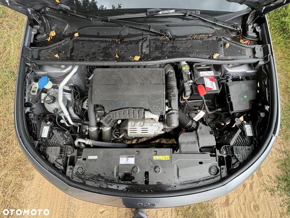Peugeot 308 1.2 PureTech Allure Pack S&S EAT8 - 12