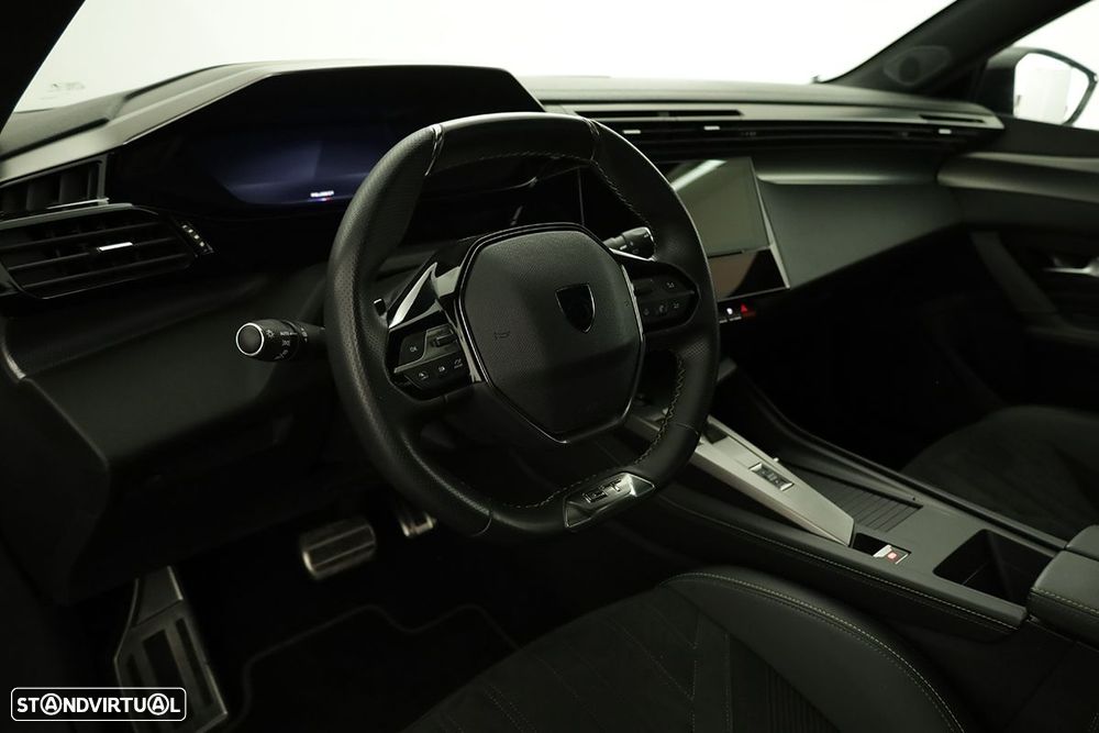 Peugeot 308 1.2 PureTech GT EAT8 - 7