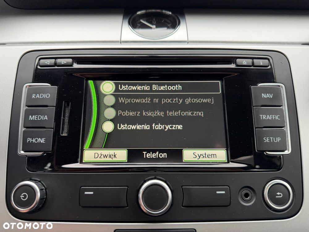 Volkswagen Passat 2.0 TDI BlueMotion Technology Comfortline - 29