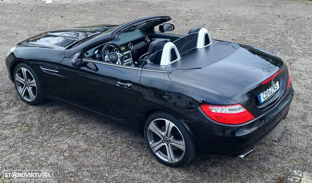 Mercedes-Benz SLK 200 (BlueEFFICIENCY) - 11