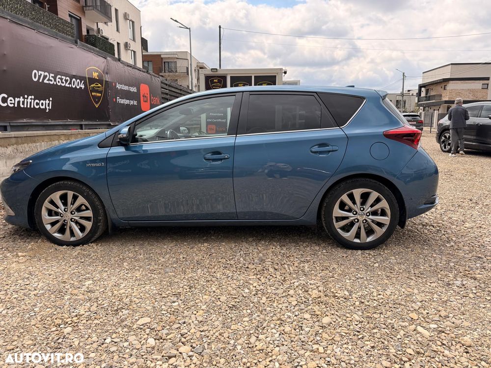 Toyota Auris - 15