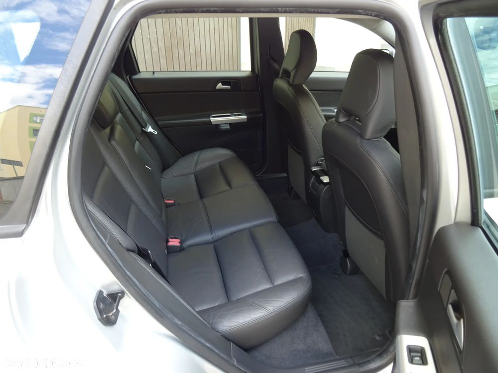 Volvo V50 DPF DRIVe Momentum - 8