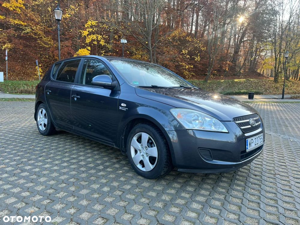 Kia Ceed 1.4 Comfort - 2