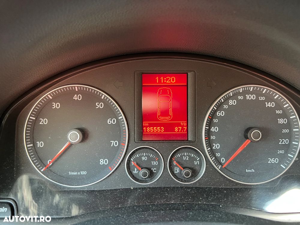 Volkswagen Golf 1.4 TSI DSG United - 12