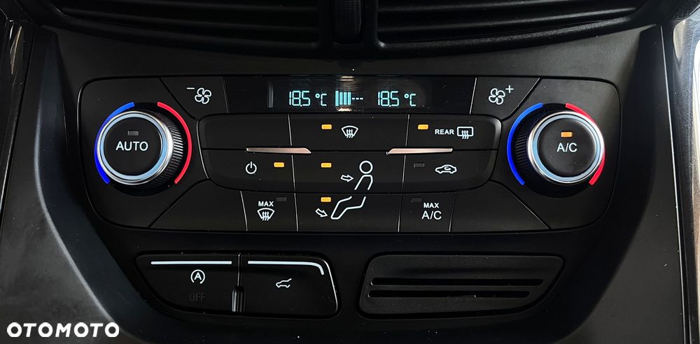 Ford Kuga 2.0 TDCi 4x2 Titanium - 16
