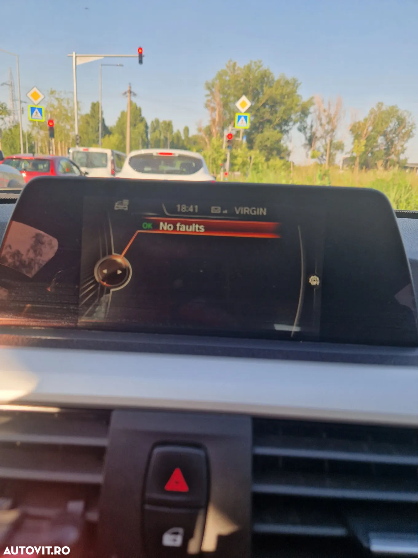 BMW Seria 3 318d Aut. - 12