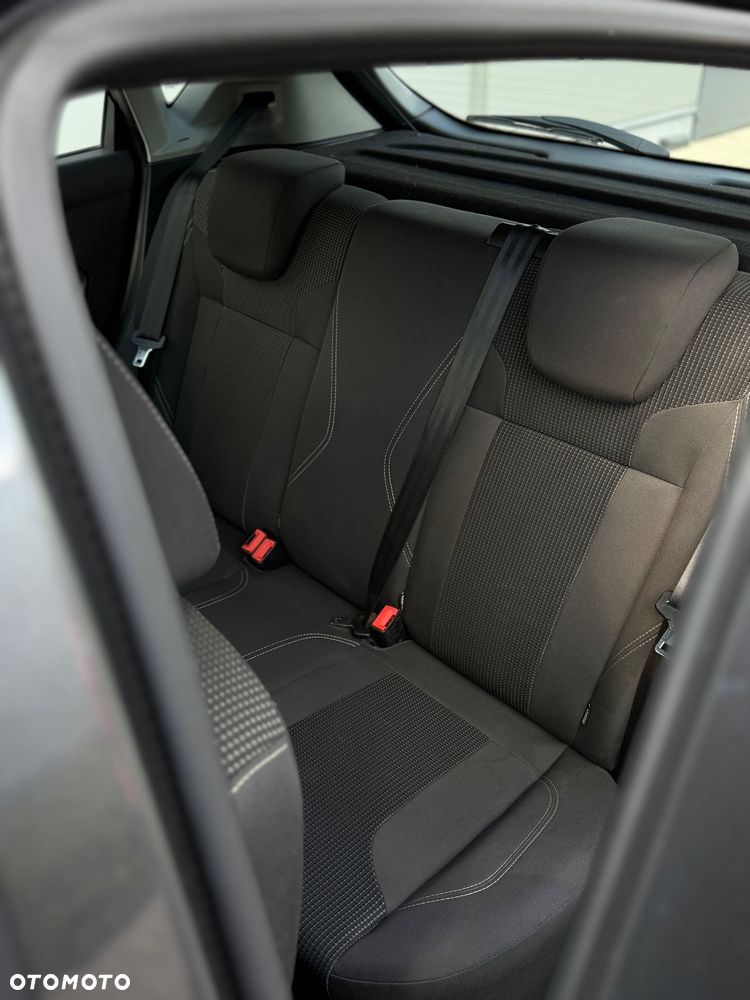 Ford Fiesta 1.0 EcoBoost S&S TITANIUM - 13