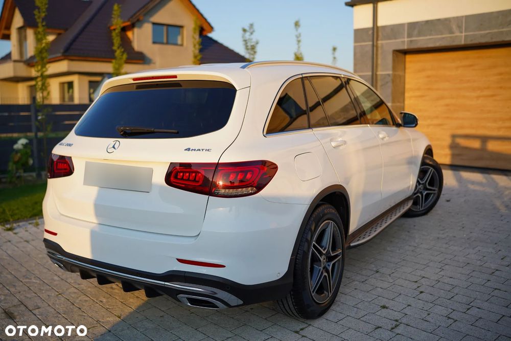 Mercedes-Benz GLC 200 4-Matic - 3