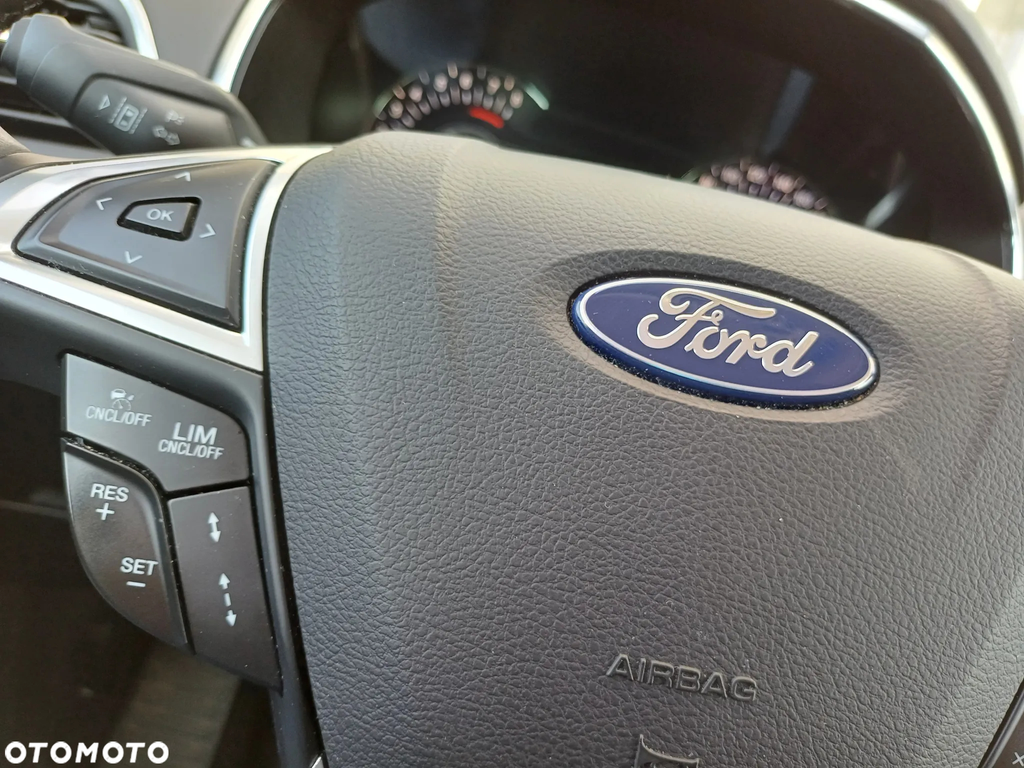 Ford S-Max 2.5 Hybrid Titanium CVT - 21