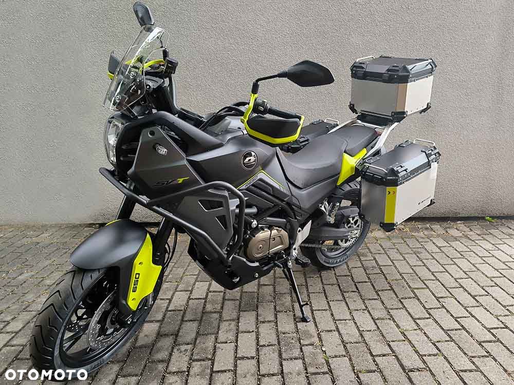 QJMOTOR SVT 650 - 15