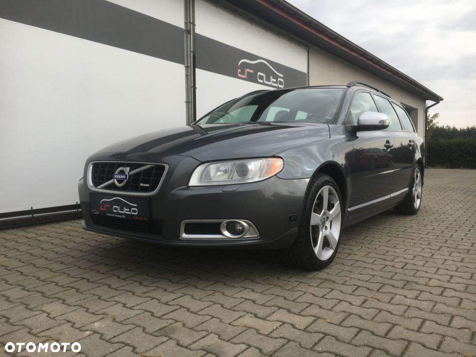Volvo V70 - 3