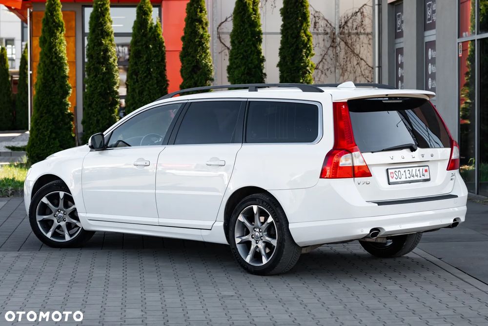 Volvo V70 D5 AWD Geartronic Edition Pro - 10