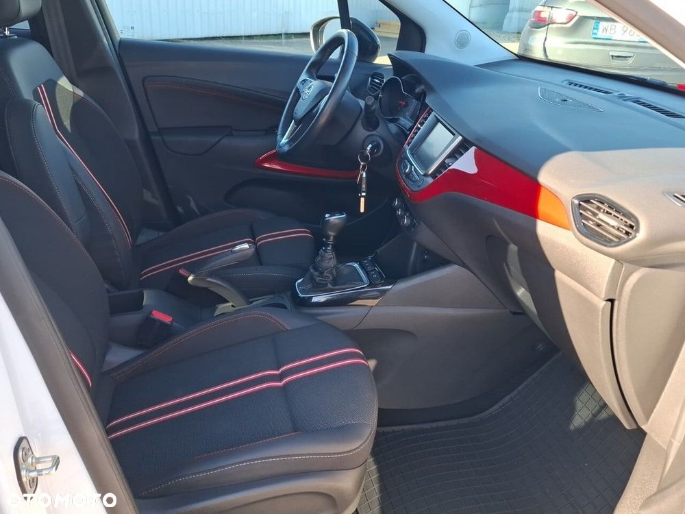 Opel Crossland 1.2 T GS Line - 21
