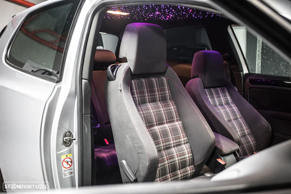 VW Golf 2.0 GTI DSG - 7