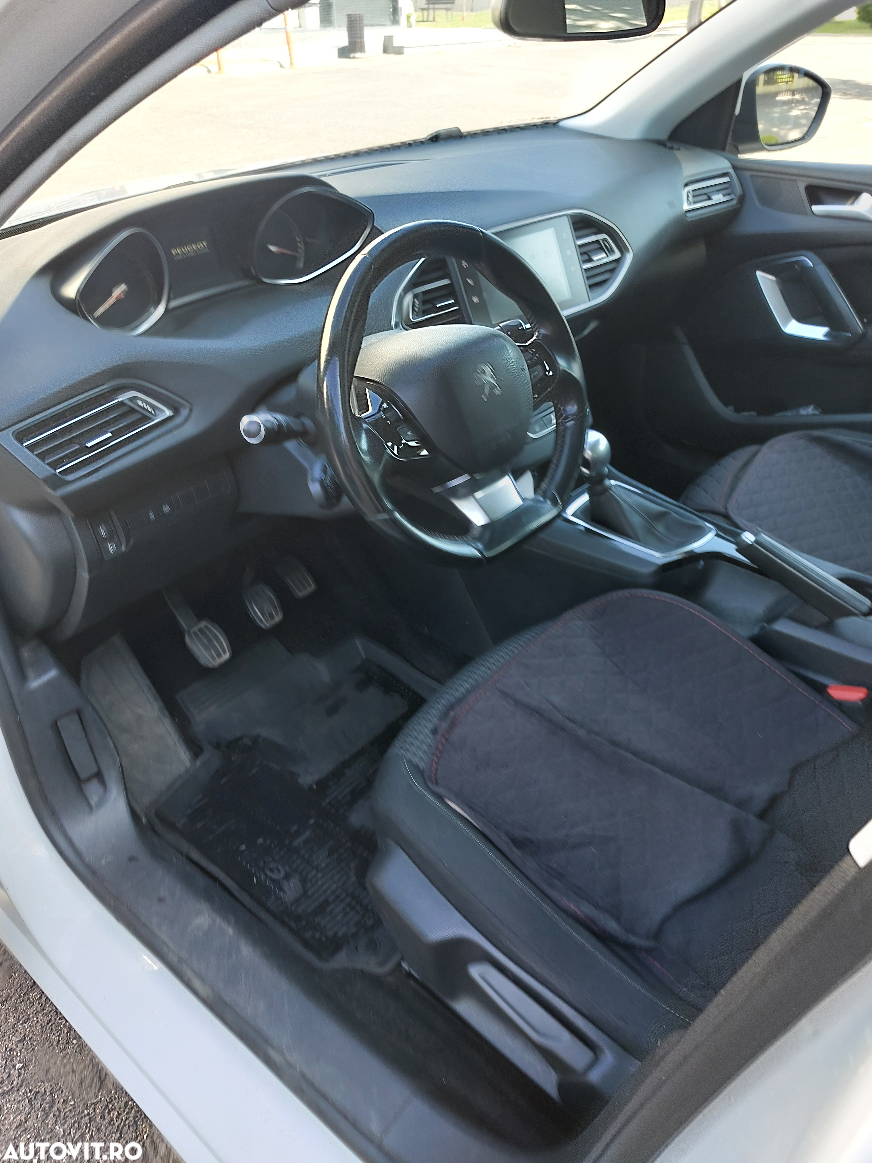 Peugeot 308 1.5 BlueHDi FAP STT Allure - 14