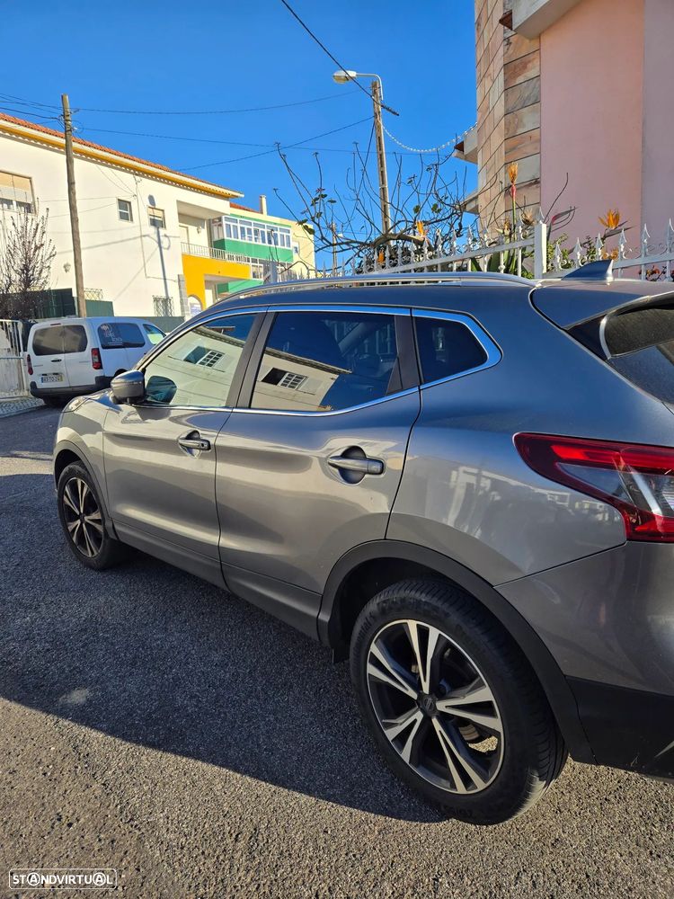 Nissan Qashqai 1.5 dCi N-Connecta - 4