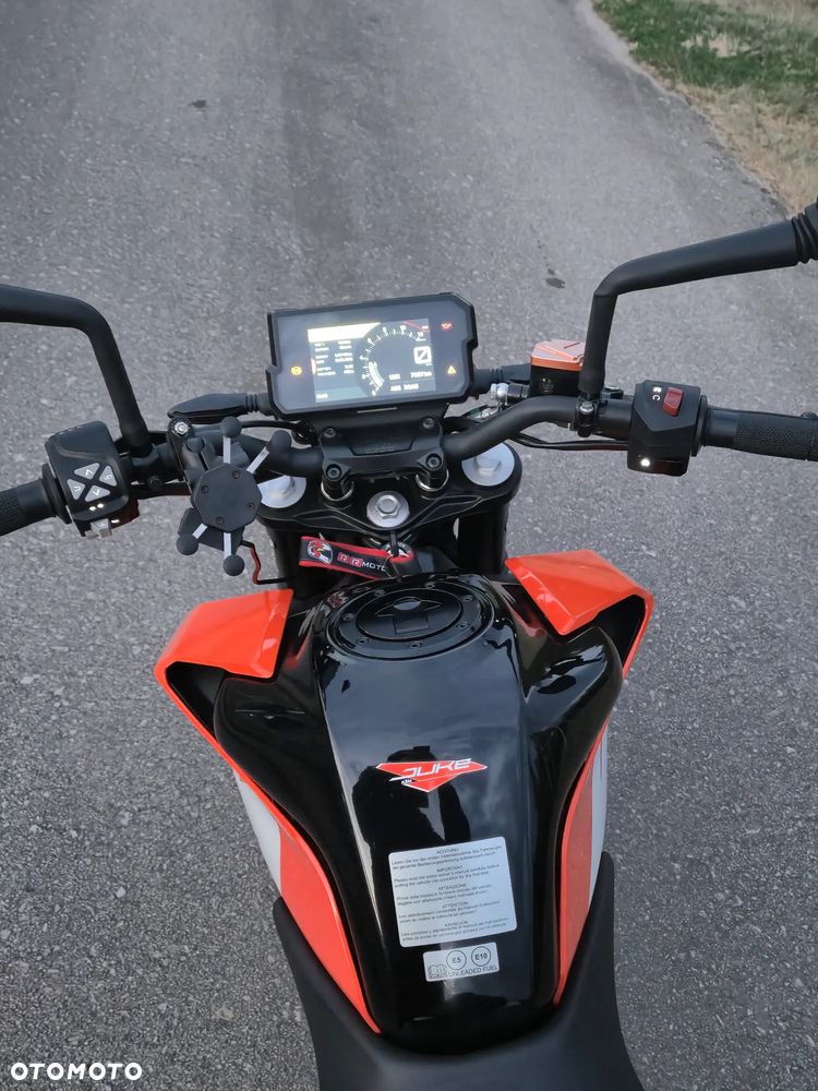 KTM Duke 125 - 17