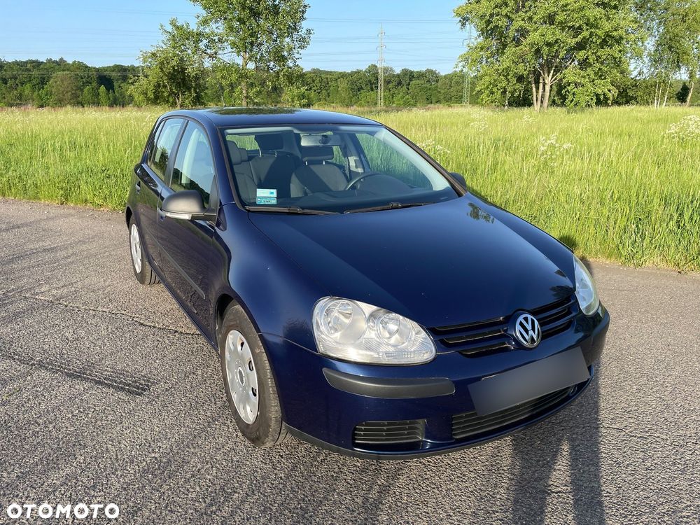 Volkswagen Golf - 6