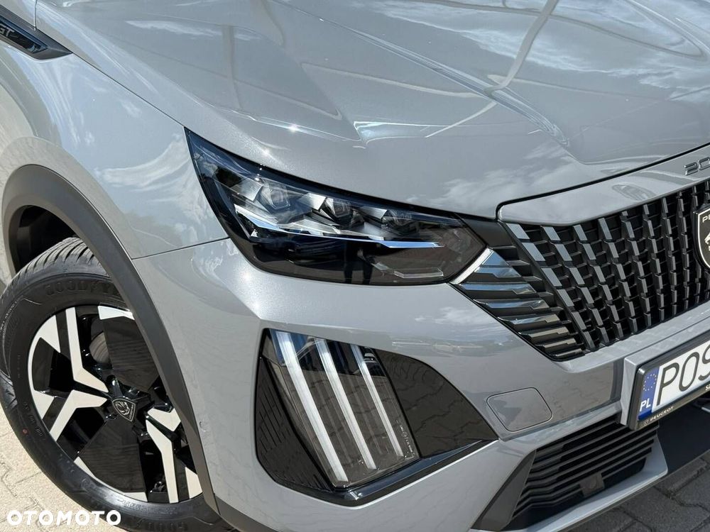 Peugeot 2008 - 4